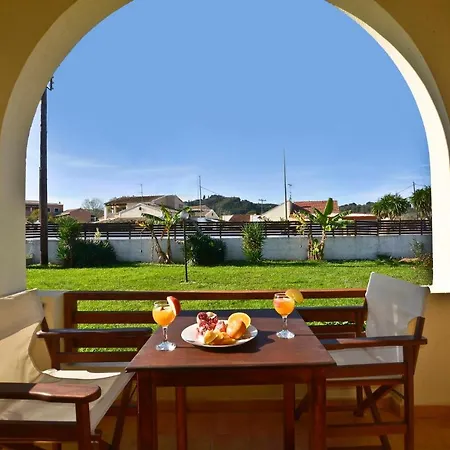 Louvros Corfu * Szidári