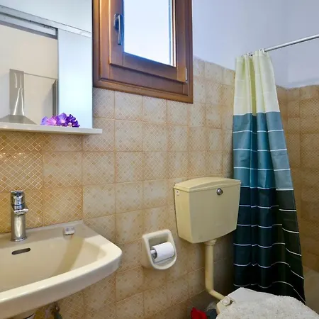 Louvros Corfu * Szidári