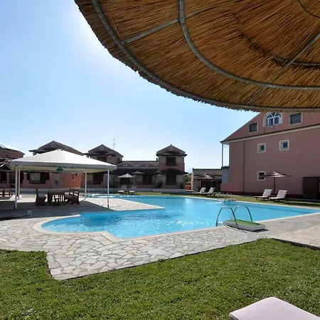 Louvros Corfu * Szidári