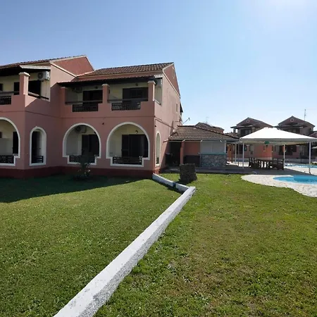 Louvros Corfu * Szidári