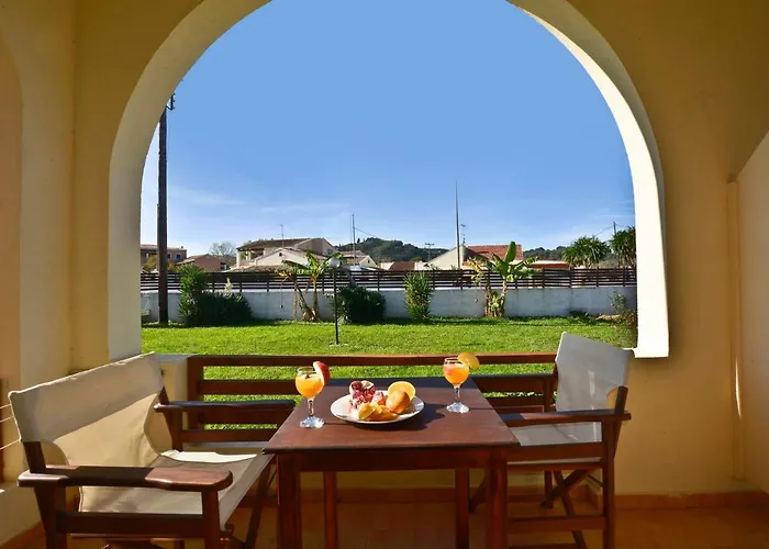 Louvros Corfu * Szidári