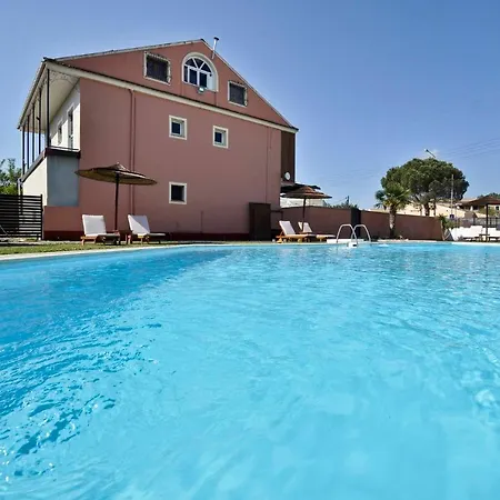 아파트 Louvros Corfu